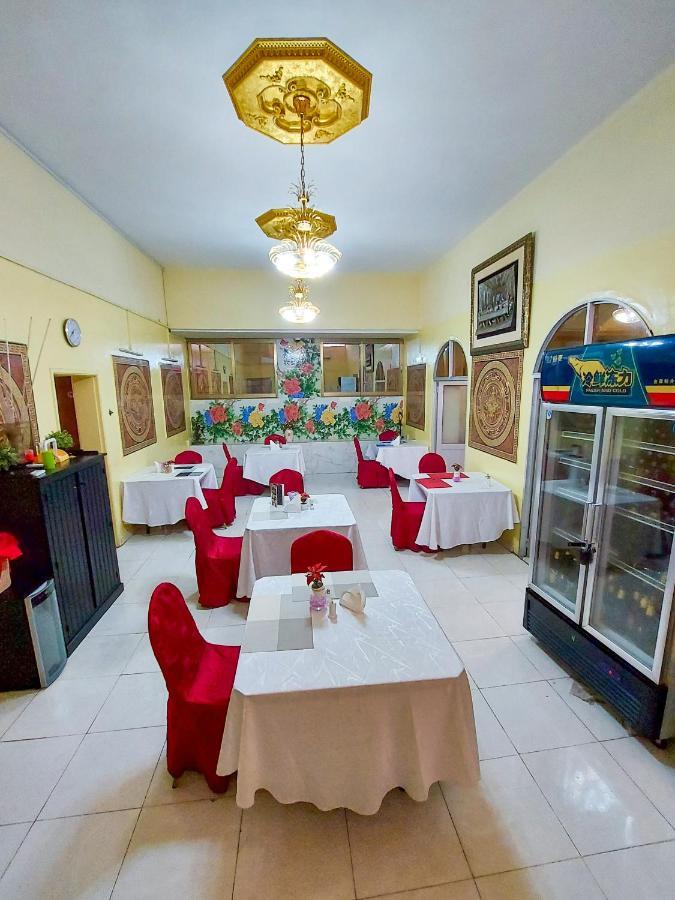 Hotel Relax Kinshasa Esterno foto