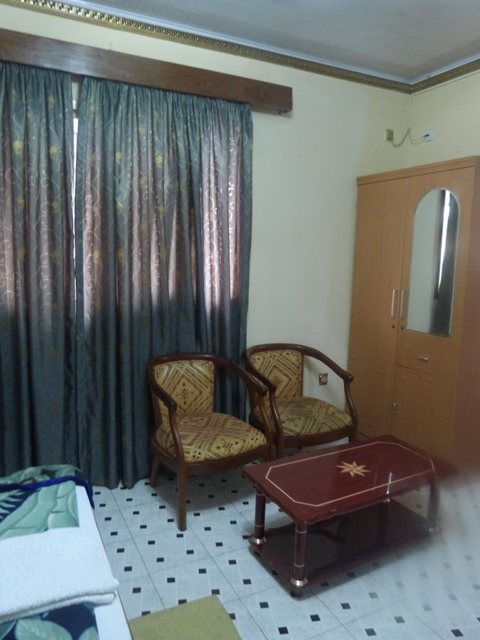 Hotel Relax Kinshasa Esterno foto